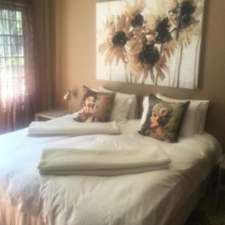 278 On Main Bed & Breakfast คลาเรนส์ ภายนอก รูปภาพ