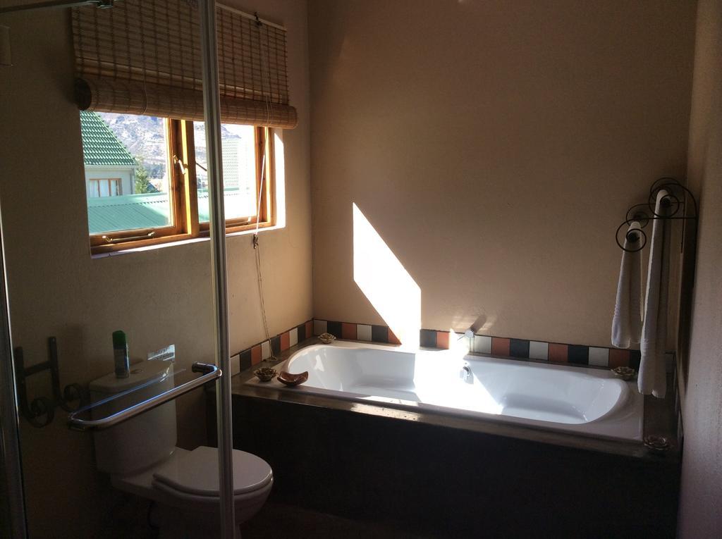 278 On Main Bed & Breakfast คลาเรนส์ ภายนอก รูปภาพ